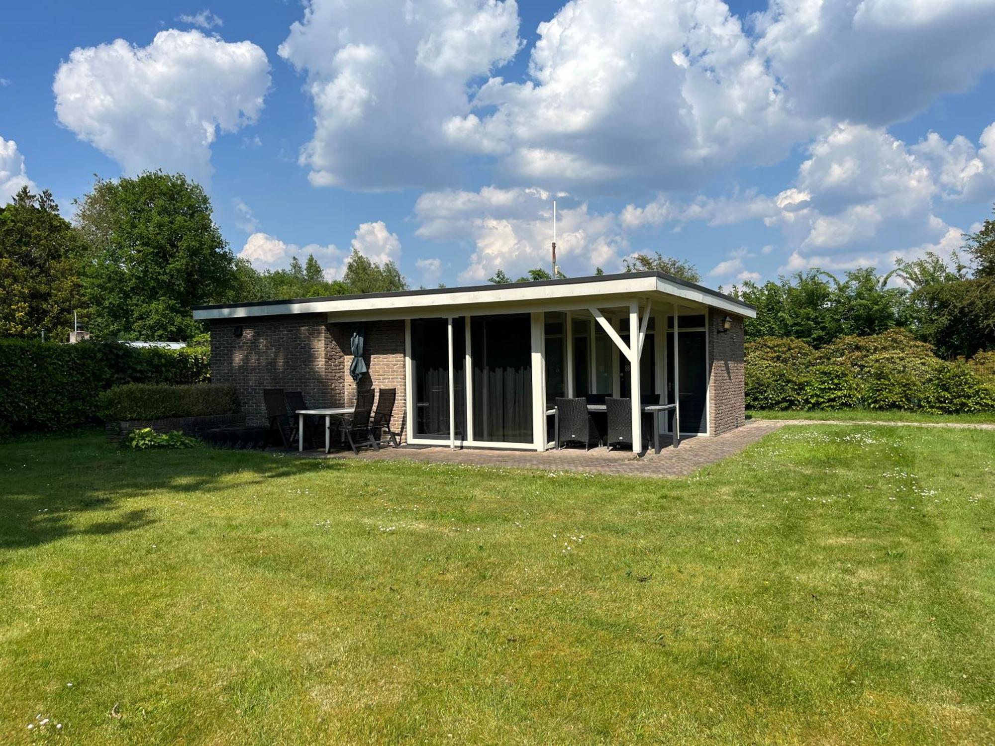 Vakantiepark De Kremmer Villa Gasselte Kamer foto